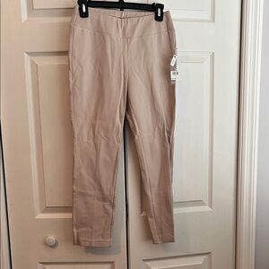 Insight Women's Cropped Tan Pants